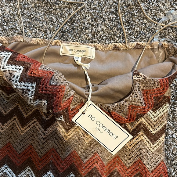 NWT No Comment Brand Zig Zag Design Dress Size Medium - Picture 6 of 8